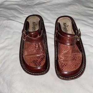 Alegria Shoes women size 36
